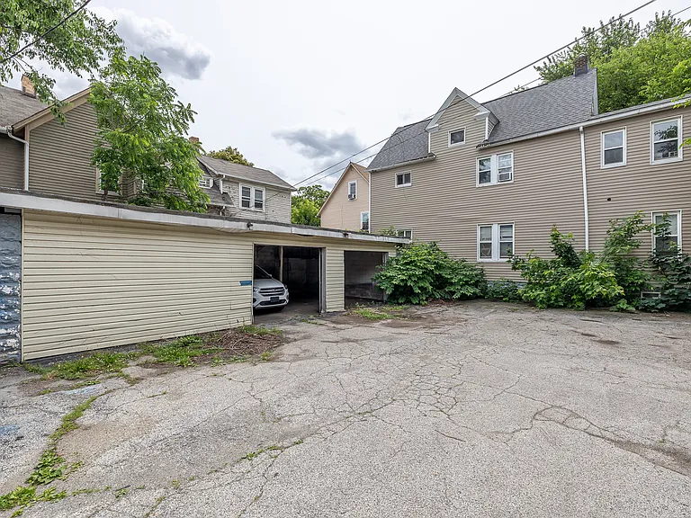 1807 Denison Ave — Photo 1