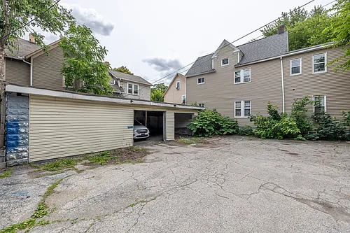 1807 Denison Ave Photo 1