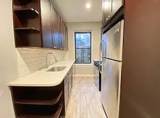 4237 Union St APT 8A, Flushing, NY 11355