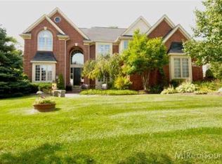 4409 Philip Ln, Commerce Township, MI 48382