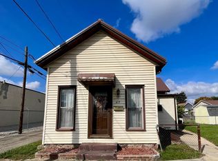 417 S Clinton St, Circleville, OH 43113