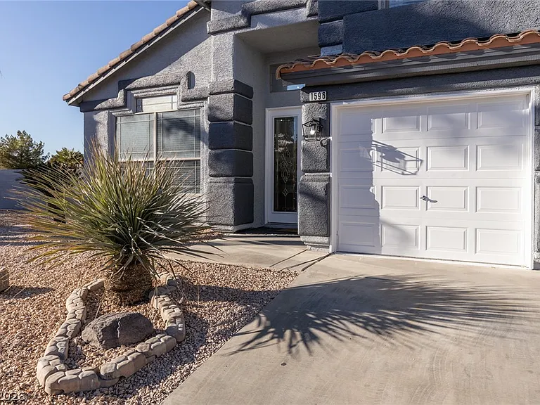 1596 Bozeman Dr — Photo 3