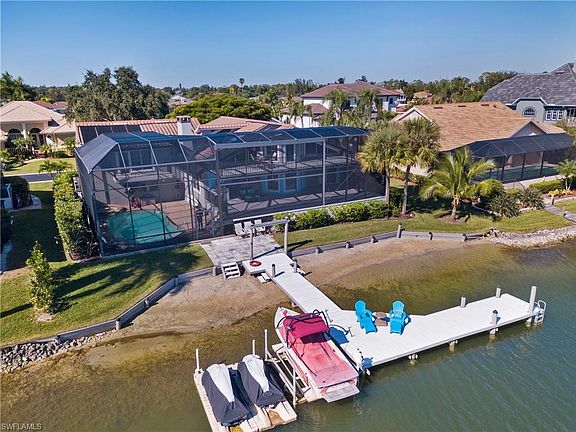 3rd image of 5740 Harborage Dr