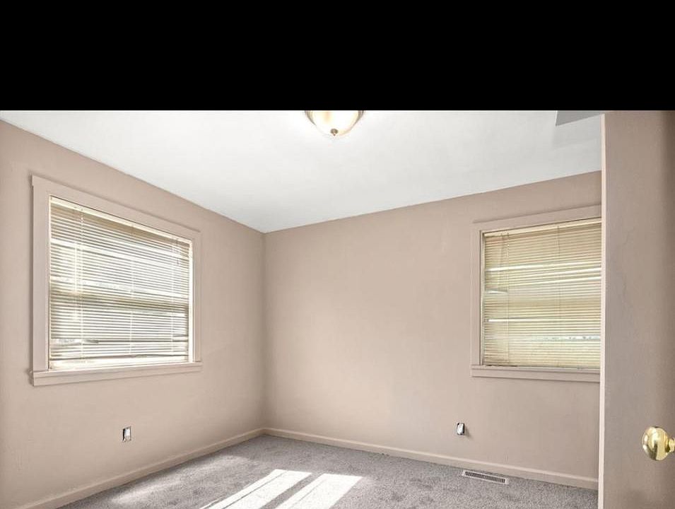 1st image of 33025 Allenton Ct