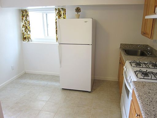 5th image of 720 Spruce Ave