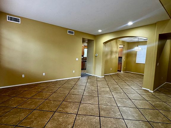 2nd image of 447 E Calle Escora