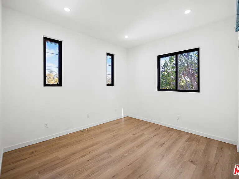 2646 Westwood Blvd — Photo 27