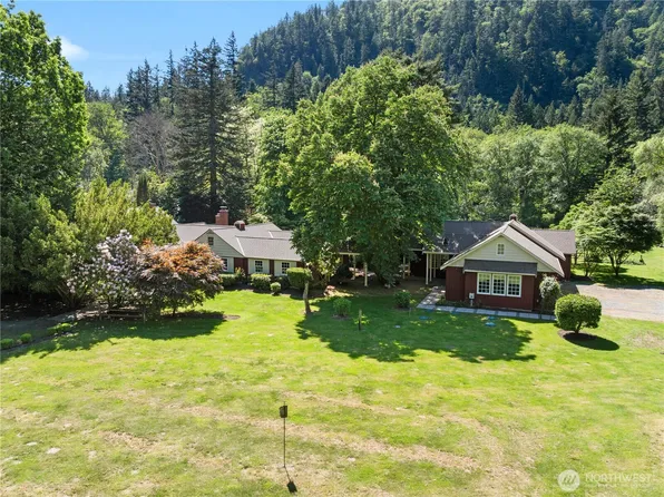 12019 Issaquah-Hobart Road SE, Issaquah, WA 98027