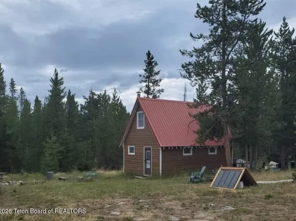 41 Moccasin Trl, Pinedale, WY 82925