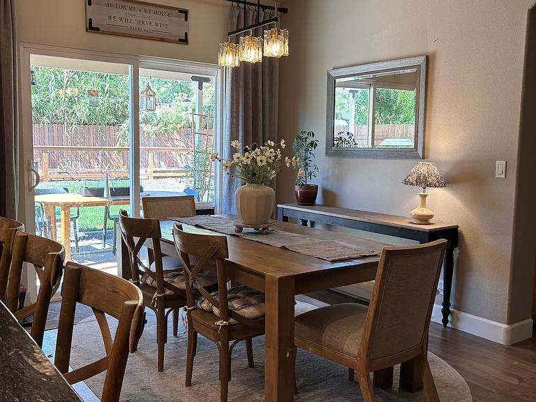 2550 Valhalla Pl — Photo 8