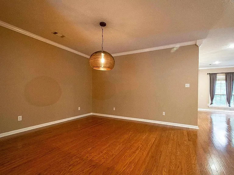 20 Bouresse Dr — Photo 5