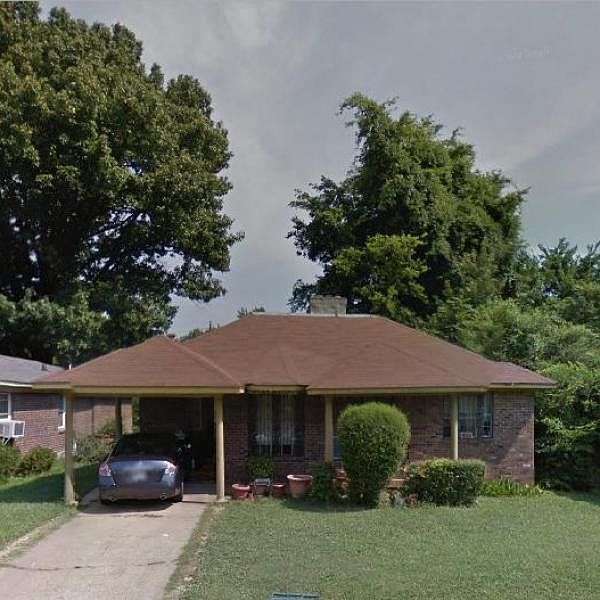 2nd image of 1394 Quinn Ave