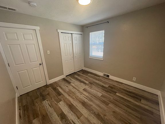 5th image of 151 E Claybourne Ave S #151