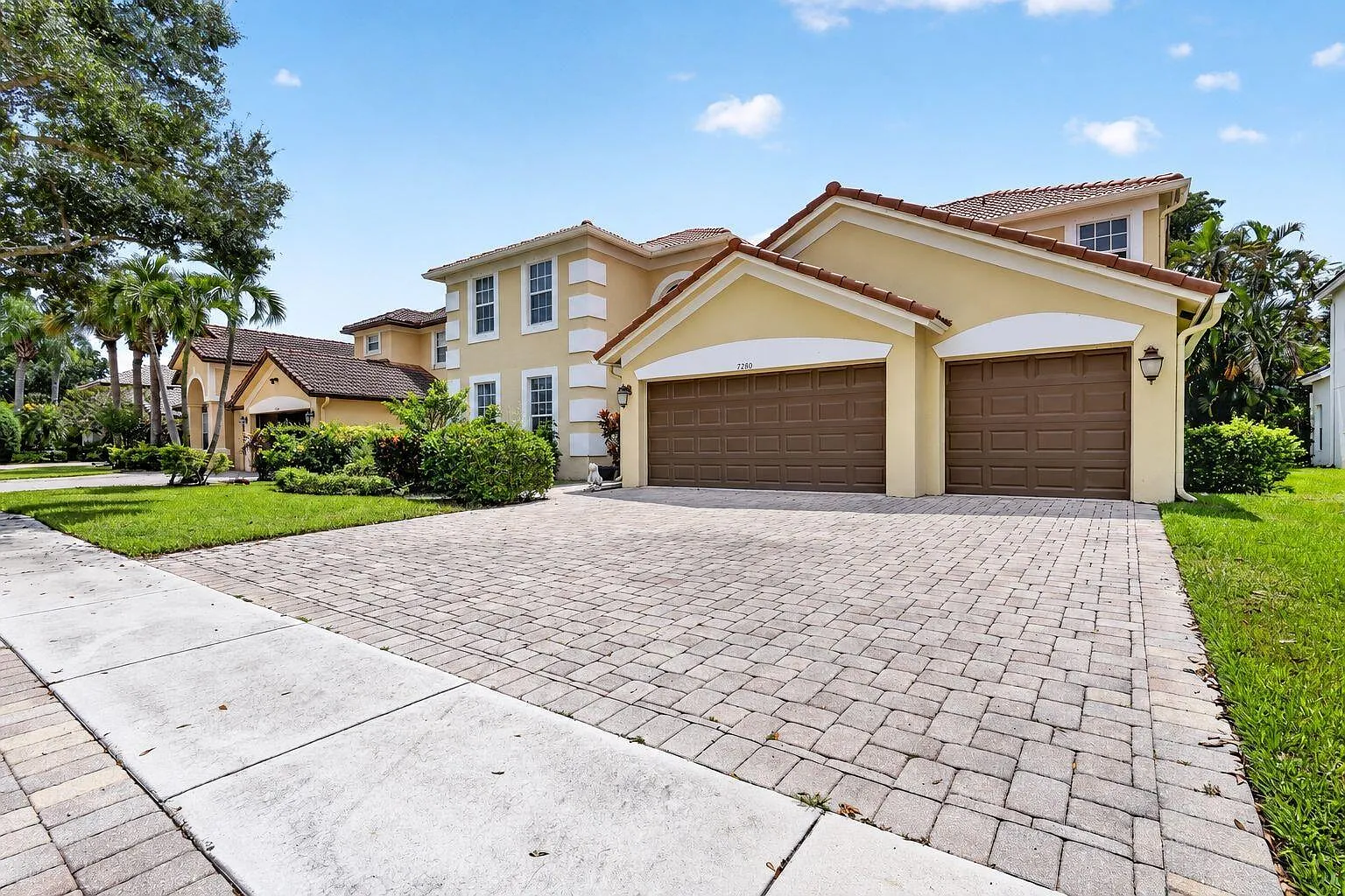 5 bed, 4.0 bath, 3100 sqft, $6,250 — Photo 1
