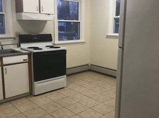 25 Central St, Essex Junction, VT 05452