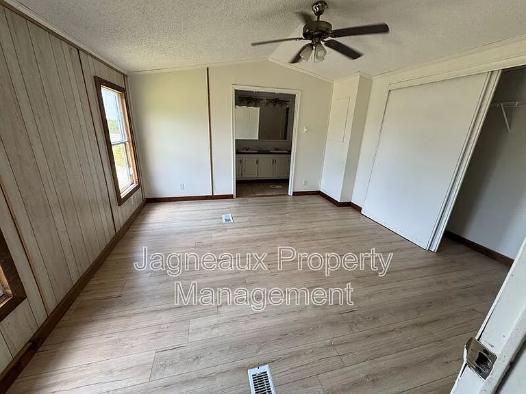 7113 Highway 27 S — Photo 8