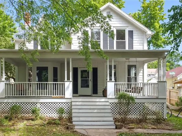610 Olive St, Leavenworth, KS 66048