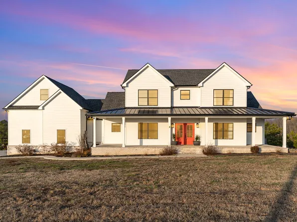 3048 Loren Ln, Centerville, TN 37033