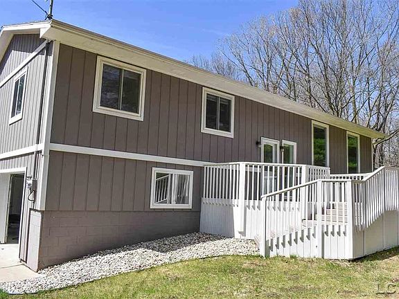 4th image of 416 Wildwood Cir