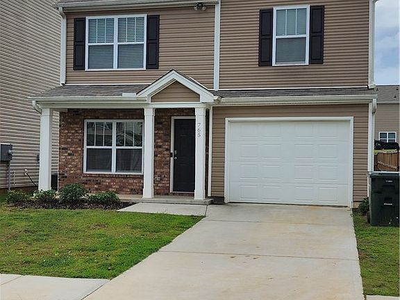 2nd image of 765 Ashwood Way