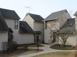 700 Wakefield Rd #700, Gurnee, IL 60031