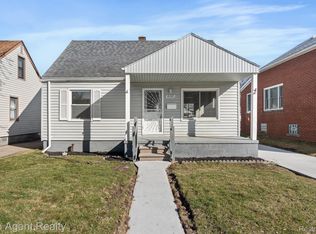 8293 Ford Ave, Warren, MI
