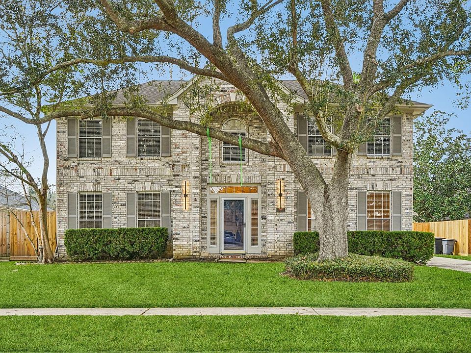 1st image of 1808 N Mission Cir