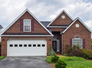 4433 Olyvia Pl, Roanoke, VA 24018