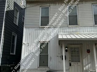 710-712 N 8th St, Lebanon, PA 17046
