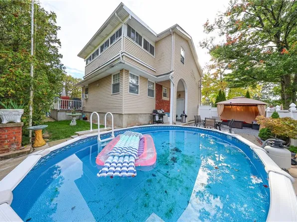 157 Exeter Street image 35 of 40