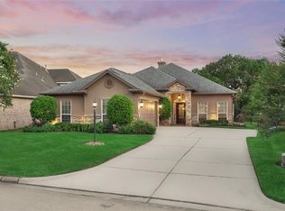 137 Monterrey Rd, Montgomery, TX 77356