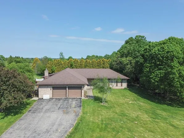 13903 N 920 East Rd, Fairmount, IL 61841