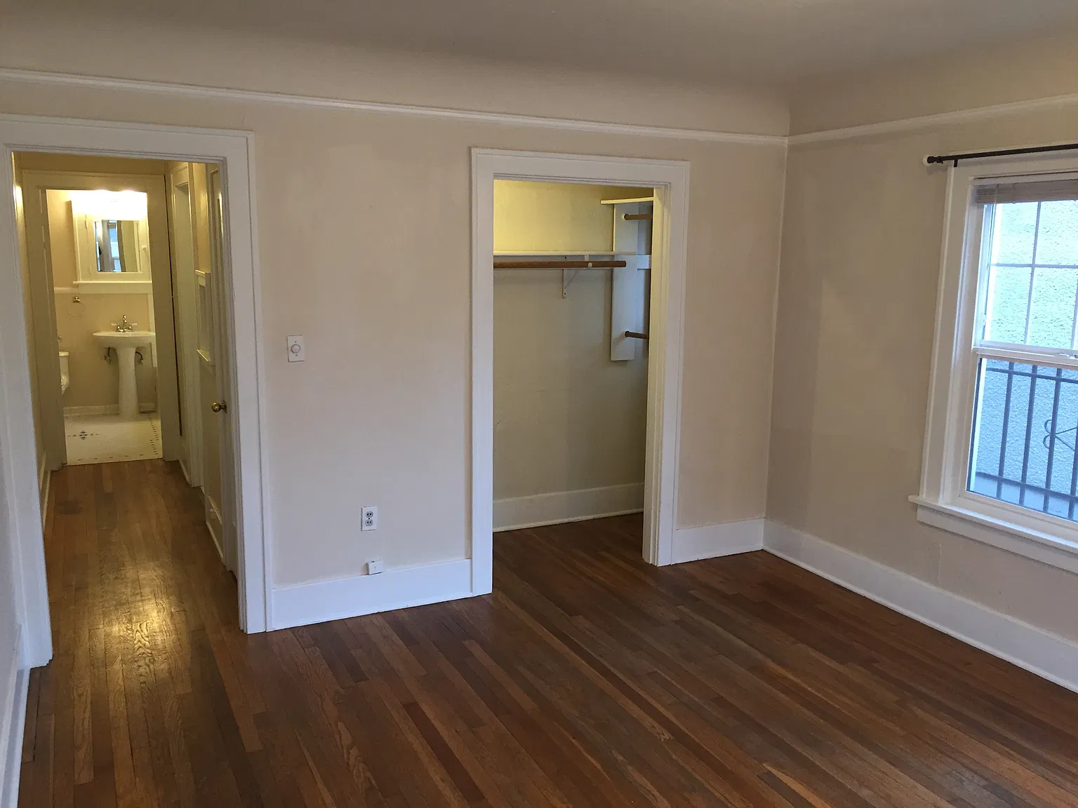 Studio, 590 sqft, $1,400 — Photo 4