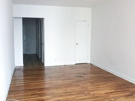 4th image of 315 E 54th St APT 3C