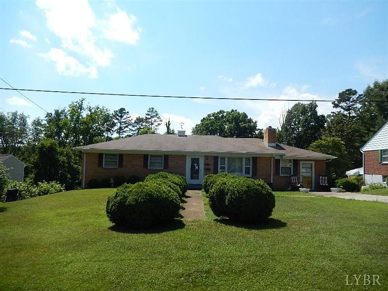 1st image of 1820 Sunset Dr