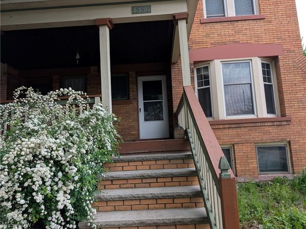 1356 W 112th St, Cleveland, OH 44102