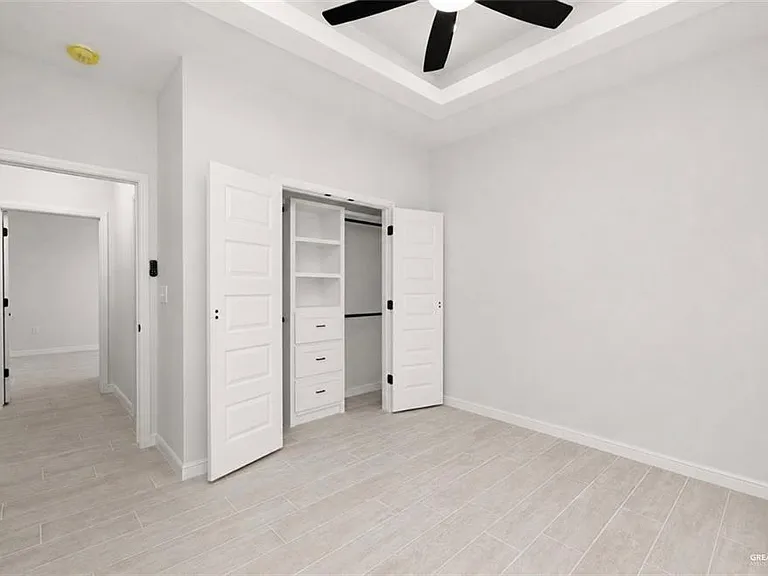 352 Elias Lopez St — Photo 13