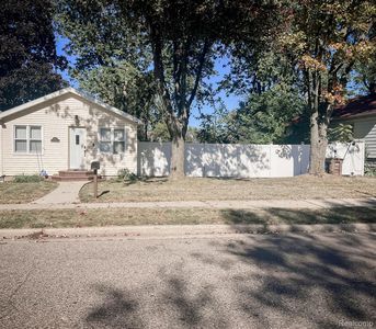 32 W Fairmount Ave, Pontiac, MI, 48340