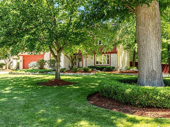 5th image of 8650 Ashford Ln