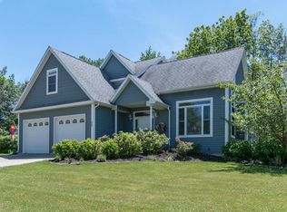 82 Osullivan Dr, South Haven, MI 49090
