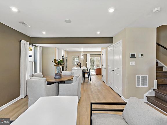 7th image of this home