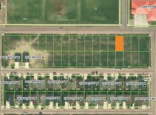 37th St W, Williston, ND 58801