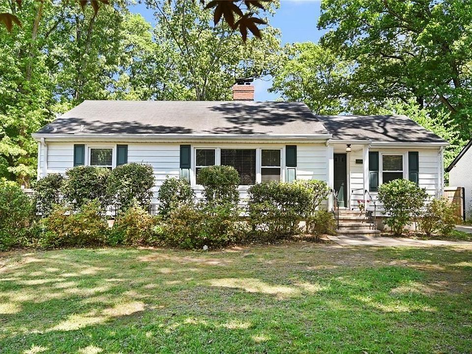 1st image of 2654 Elsinore St
