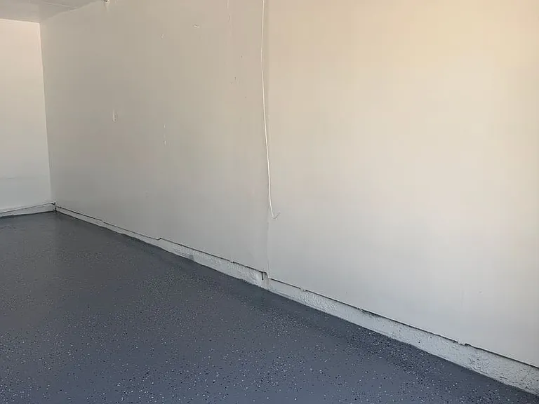 1395 N Pennsylvania Ave — Photo 3