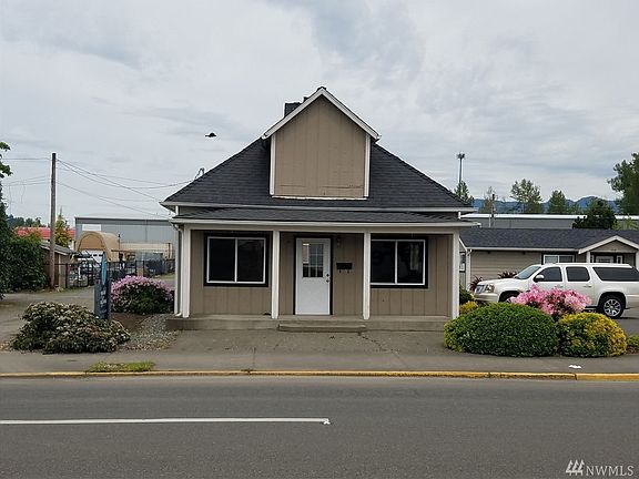 3rd image of 719 Griffin Ave