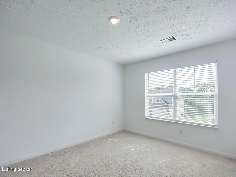 17010 Meander Way — Photo 44