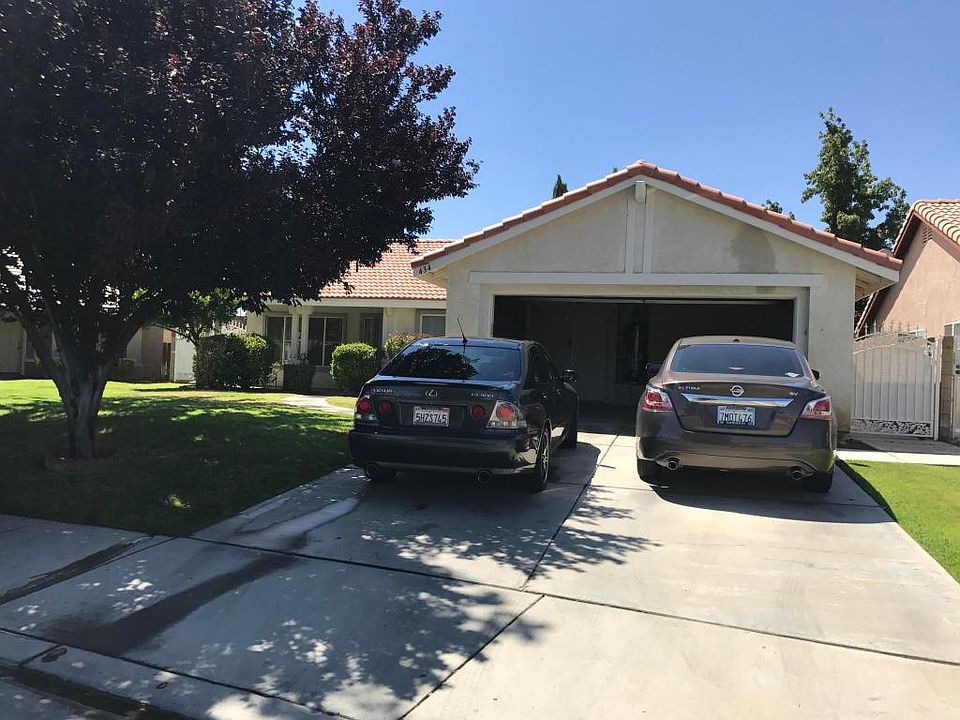 2nd image of 434 E Avenue J12