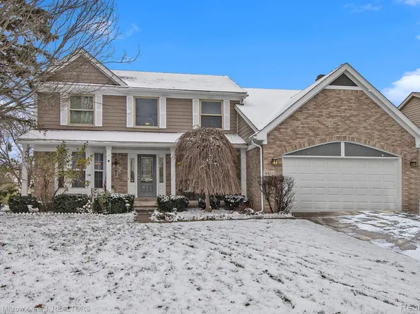 6453 Ancroft Dr, Clarkston, MI 48346