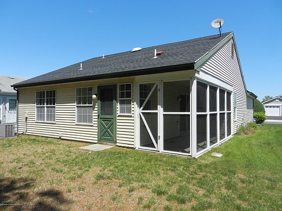 4th image of 41 Normanton Ave