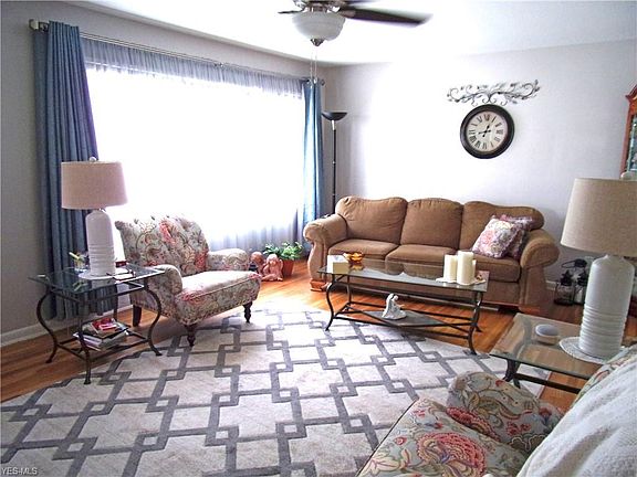 3rd image of 59 Hale Ave